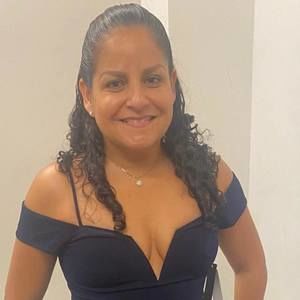 Meet your Posher, Brenda l